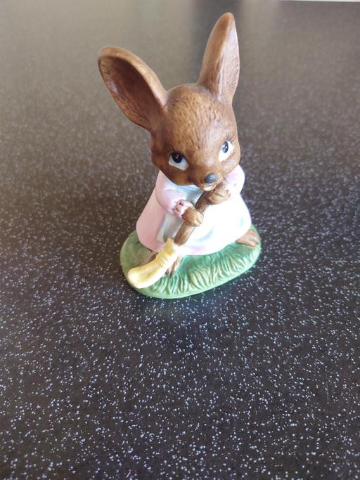 Buy & Sell Leicestershire Charnwood - Photos for Rabbit ornament