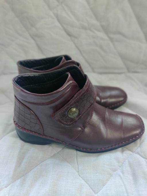 Buy & Sell Bedfordshire Central Bedfordshire - Photos for New Caravelle Wide Fit Ankle Boots Size 6