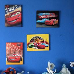 verkauft werden 4 Disney Cars Bilder auf Keilrahmen.