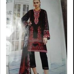 Asian wear shalwar kameez 3 piece suit.
Size M
Brand new Baroque Design
Kameez
Trousers is elasticated and matching scarf.