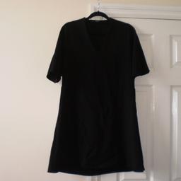 Dress ”River Island”

Without Belt

Black Colour

Good Condition

Actual size: cm and m

Length: 89 cm front

Length: 92 cm back

Length: 57 cm from armpit side

Length sleeves: 43 cm from neck

Volume hands: 62 cm from neck

Volume chest: 91 cm – 92 cm

Volume waist: 94 cm – 96 cm

Volume hips: 1.02 m – 1.04 m

Length: 39 cm from shoulder before to waist

Width belt: 5 cm (without belt)

Size: 10 (UK) Eur 36

Outer: 100 % Polyester

Made in Romania