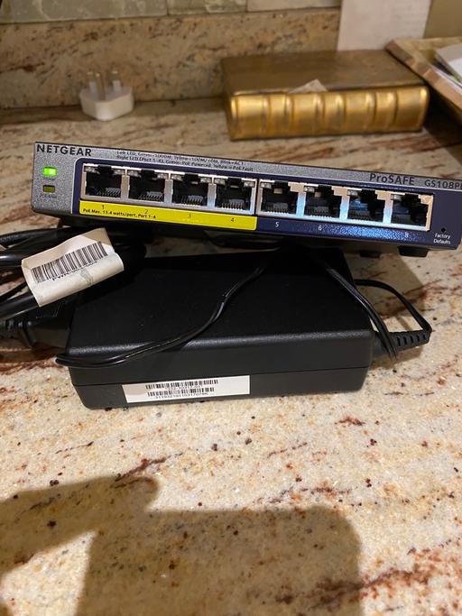 Buy & Sell South West London Merton - Photos for NETGEAR SPLITTER