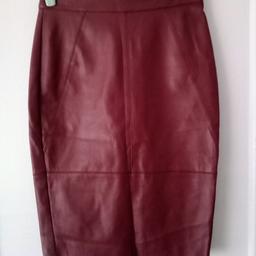 Asos faux leather midi pencil skirt UK6.

Local collection preferred or can be posted out at extra costs.  Happy to combine postage with other items.