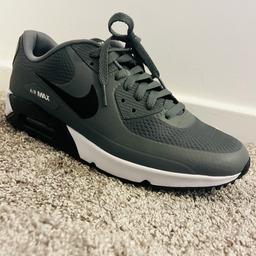 AirMax 90 G
Brand New Mint condition
UK Size 9
Cash/Bank transfer
Collection Only!

Open to Offers!