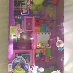 Barbie extra in box all products like lip gloss etc. never opened.
daughter ipebes it for her birthday playes with the doll and that was all
items may not look like the products on the box but all thereapartfeom 1 item of clothing but comes with lots of accessories as shown in the picture