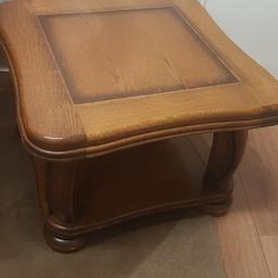 Solid Wood Table
Hand Crafted
Very Strong
Excellent Condition !