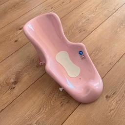 Verkaufen einen Badewannensitz der firma my Baby in der Farbe rosa.
Wurde nur einmal benutzt.

Keine Rücknahme oder Garantie, da Privatverkauf