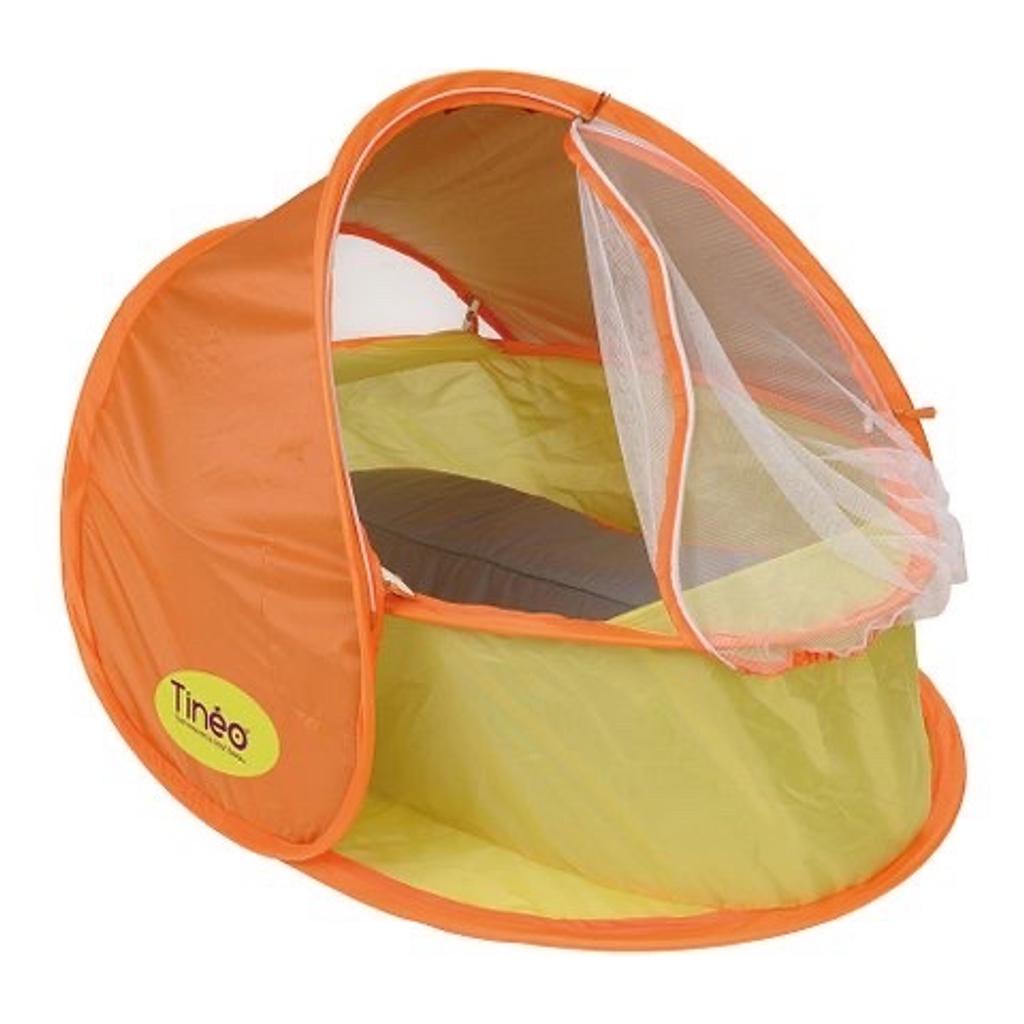 ALLES MUSS RAUS!!!

Verkaufe Pop up Reisebett für Babys / Pop up Zelt (Farbe orange/grün) mit UV Schutz und Insektenschutzgitter inkl. aufblasbarer Matratze.

Wir haben das Bett/Zelt nur 1 Mal im Urlaub benutzt - somit NEUWERTIG! Das Bettchen hat einen UV-Schutz im Himmel, sowie ein Insektenschutznetz das mit Reißverschluss angebracht werden kann und somit auch am Strand verwendbar ist.

Sehr kompakt und platzsparend da faltbar mit Reisetasche/Hülle.

NP 75€
jetzt nur 39 EUR (Preis nicht mehr verhandelbar!)

Versand möglich - Kosten lt. österr. Posttarif (Kosten trägt Käufer)

BEACHTEN SIE MEINE ANDEREN ANGEBOTE - HABE NOCH WEITERE KINDERSACHEN EINGESTELLT!

Privatverkauf keine Garantie, Gewährleistung oder Rücknahme