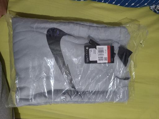 Buy & Sell Bedfordshire Bedford - Photos for Nike ZigZag Swoosh Jumper