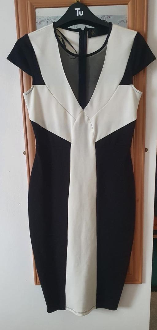 Buy & Sell West Midlands Birmingham - Photos for Black and white dress with cream clutch bag