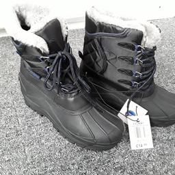 Womens fur lined boots
Waterproof, good sole for
Snow and ice BNWT
Black size 4
Collection only £8
