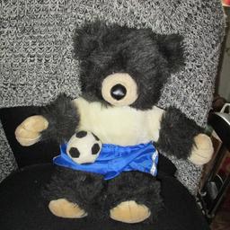 Biete Fußball-Teddy 40 cm groß