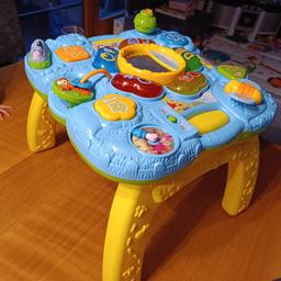 Winnie Puuh Spieltisch funktioniert einwandfrei. wurde sehr viel gespielt, daher fehlt eine Winnie Puuh Figur (siehe letztes Foto) ansonsten ist der Tisch einwandfrei und funktioniert alles.
Neupreis ca. 50 Euro
gern per Selbstabholung