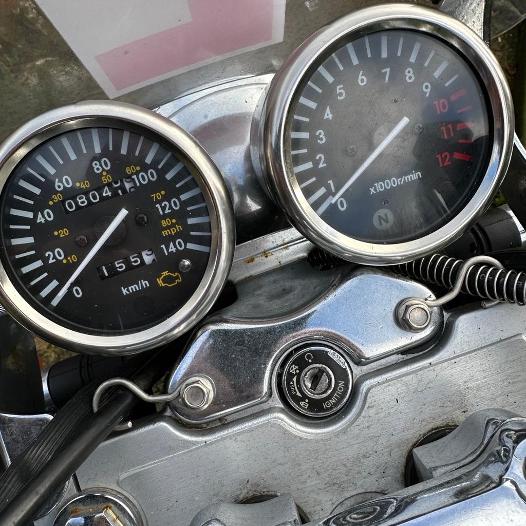 The motorcycle is in good condition, fully functional and serviced. First MOT in May 2024, engine capacity 124cc, mileage as shown in the attached photo. I am also waiting for serious offers. I am only selling due to my health condition.