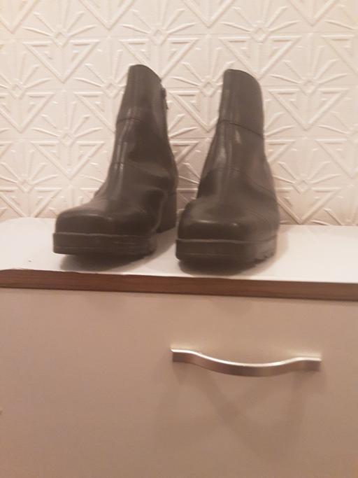 Buy & Sell South Yorkshire Barnsley - Photos for genuine leather ankle boots,size 5only sale