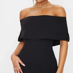 Black Bardot Frill Bodycon Dress UK8

Bardot beauty! We are dreaming over the cold shoulder look and this bodycon dress ticks all the right boxes!

With band on trend frill shoulder this will look perfect teamed with barely there heels and jewelled choker!

Length approx 60cm/24" 
UK 8/ EU 36/ AUS 8/ US 4

Local collection preferred or can be posted out at extra costs.