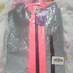 Brand new still sealed with tags
Ladies size 10 jacket/coat
silver/grey reflective with pink accent
zip up pockets