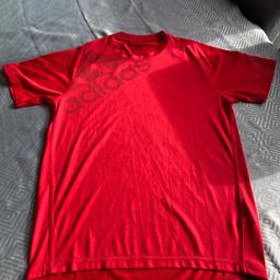 I have a red adidas free lift T-shirt in used good clean condition in a size small with a large adidas logo on front in black an a medium size logo on the arm of the T-shirt and it is cash on collection only and you are making re than welcome to view before purchasing thanks