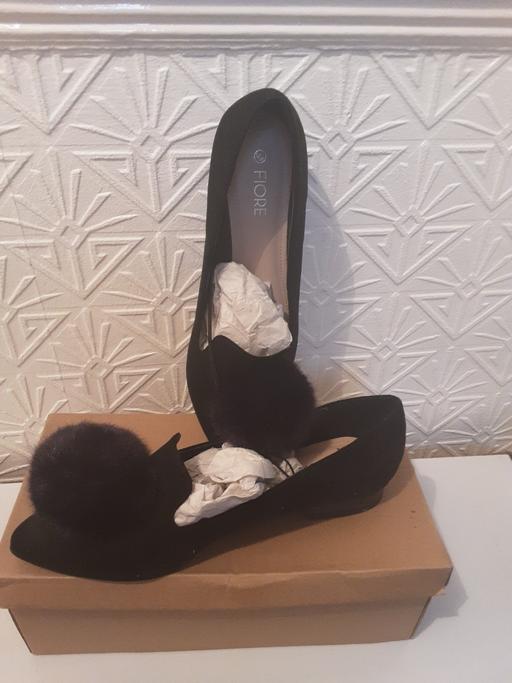 Buy & Sell South Yorkshire Barnsley - Photos for brandnew black shoes, size 5 only£7still box