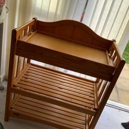 Mothercare changing table
Solid pine
Excellent condition 
Collection only