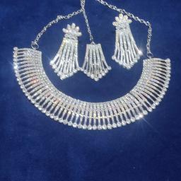 BN beautiful silver necklace set with earrings and mang tika was£20 now £15 only