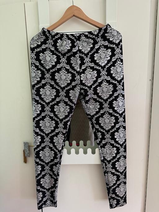 Buy & Sell East London Redbridge - East London - Photos for Nishat black and silver leggings M/L