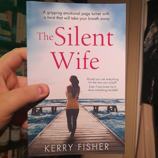 Buy & Sell Greater Manchester Manchester - Photos for The Silent Wife [Book]