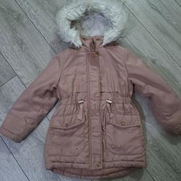 Girls Blush Pink Winter Coat 4-5 Years. 

Fur hood. 

Stitching on one pocked has come undone slightly and can be easily stitched. Does not effect use of Coat or pocket at all. 

In good used condition. 

Collection from TW13 or post at extra cost 

From a smoke and pet free home 

£5