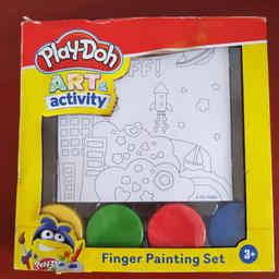 Play-Doh Art & Activity Finger Painting Set, new and unused in box. Box has slight damage but the items inside are perfect. Contains four tubs of finger paint in green, blue, yellow and red, and 10 hands-on creative activity pages. As well as free collection from us, we also offer UK postal delivery for £3.19.