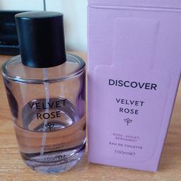 This is the m&s version of Chanel No 5 and it is a really good dupe!
100ml bottle, about 50ml remaining.