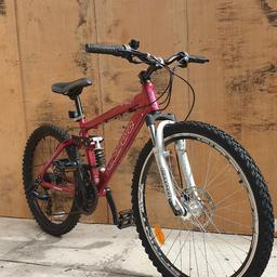 This is a Very Rare,
Disc Braked,
Full Suspension,
Hybrid,
Ultralite
CARRERA Mtb for Girls.

It cost nearly £400 & is an ex display/demonstration bike so is as good as new.....

It has;
Ultralite Alloy Frame.
24" Quick Release Alloy Wheel's.
24" All Terrain, Kevlar lined Tyres.
RST T8' CAPPA Adaptable front Shock Absorbers.
160mm Disc Brakes (Front & Rear).
Quick Adjust Seat Post/Leather Seat.
FULLY Adjustable Rear Suspension.
SRAM 21 Speed (3x7) Rapid Fire, Auto, Gears.
etc.

Get it quick .