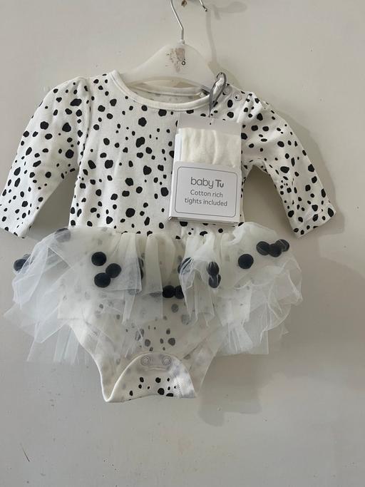 Buy & Sell South West London Norbury - South West London - Photos for New baby girl 2 pieces set up to 1 months