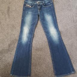 Lowboot - slim boot cut, low waist

in excellent condition
from a smoke free home