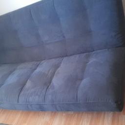 Velour Sofa alls Doppelbett zum ausziehen. Farbe Grau/Blau. Bei selbstabholung, wegen Umzug zu verkaufen.