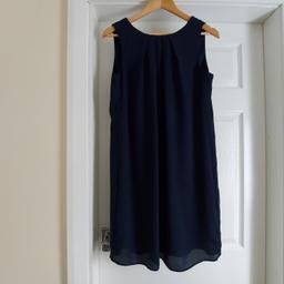 Dress “F&F “

Dark Navy Colour

Good condition

Actual size: cm

Length: 88 cm from shoulders front

Length: 86 cm from shoulders back

Length: 67 cm from armpit side

Shoulder width: 37 cm

Volume hand: 41 cm

Volume breast: 91 cm - 93 cm

Volume waist: 90 cm – 91 cm

Volume hips: 90 cm – 93 cm

Size: 10 (UK) Eur 38,US 6

Outer: 100 % Polyester

Made in Moldova