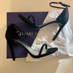 STUART WEITZMAN NUDISTSONG SHOES 

BLACK GOOSEBUMP NAPPA LEATHER 

SIZE 39 EU / 6 UK

WORN A COUPLE OF TIMES 

EXCELLENT CONDITION 

WITH BOX