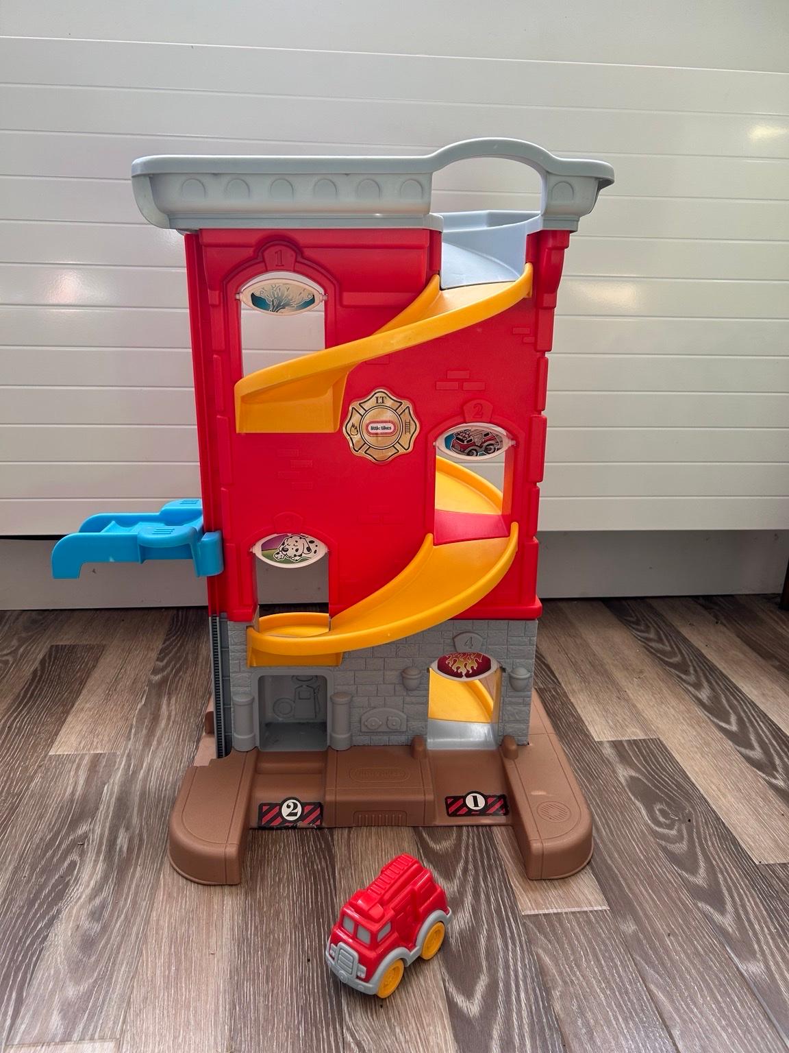 Little Tikes Big Adventures Fire Station in E4 London für 9,99 £ zum ...