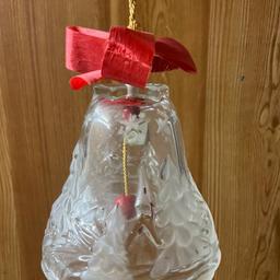 Deko Weihnachten 
Weihnachtsglocke Bleikristall mit einem Wintermotiv
In sehr gutem Zustand 
Versand gegen Aufpreis möglich
