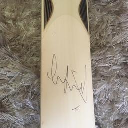 MINI CRICKET BAT SIGNED BY MIKE ATHERTON 
THE ASHES 1882-2011 
Australia v England 
Pick up only 
£15