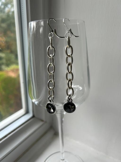 Buy & Sell Hertfordshire Dacorum - Photos for Grey crystal beaded dangle earrings