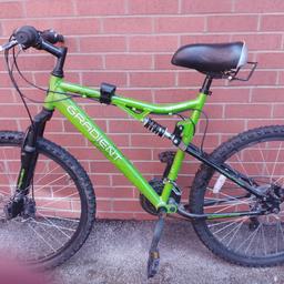 Apollo Gradient 30 gear mountain bike,disc& cable brakes 21 inch frame, very good condition, buyer collects.
