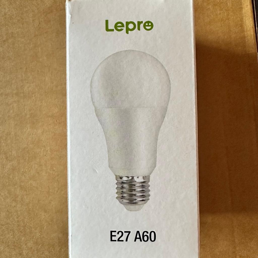 New in box
Rrp £17
Smoke and pet free household

【Energy Efficient & Long Lasting】- 13.5W LED bulb to replace 100W incandescent bulb, save over 86% on electricity bill, and it lasts up to 15,000 hours.
【Super Bright E27 Screw Bulb】- Instant on, gives off 1521lm super bright daylight white light, to light up your entire living room, kitchen, home office, etc.
【Easy to Install E27 Bulb】- Can be easily fitted in to replace ordinary E27 Edison screw incandescent or cfl bulbs.
【High CRI & Flicker-free】- High colour rendering (CRI > 80) provides vivid and true colour, no buzzing or humming, no flicker at all.
【Wide Application】- These super bright E27 LED bulbs are ideal for hallway, ceiling light, pendant fixture, chandelier, desk lamp, floor lamp, bedside table lamp, etc.

LOADS OF OTHER BARGAINS AVAILABLE PLEASE TAKE A LOOK