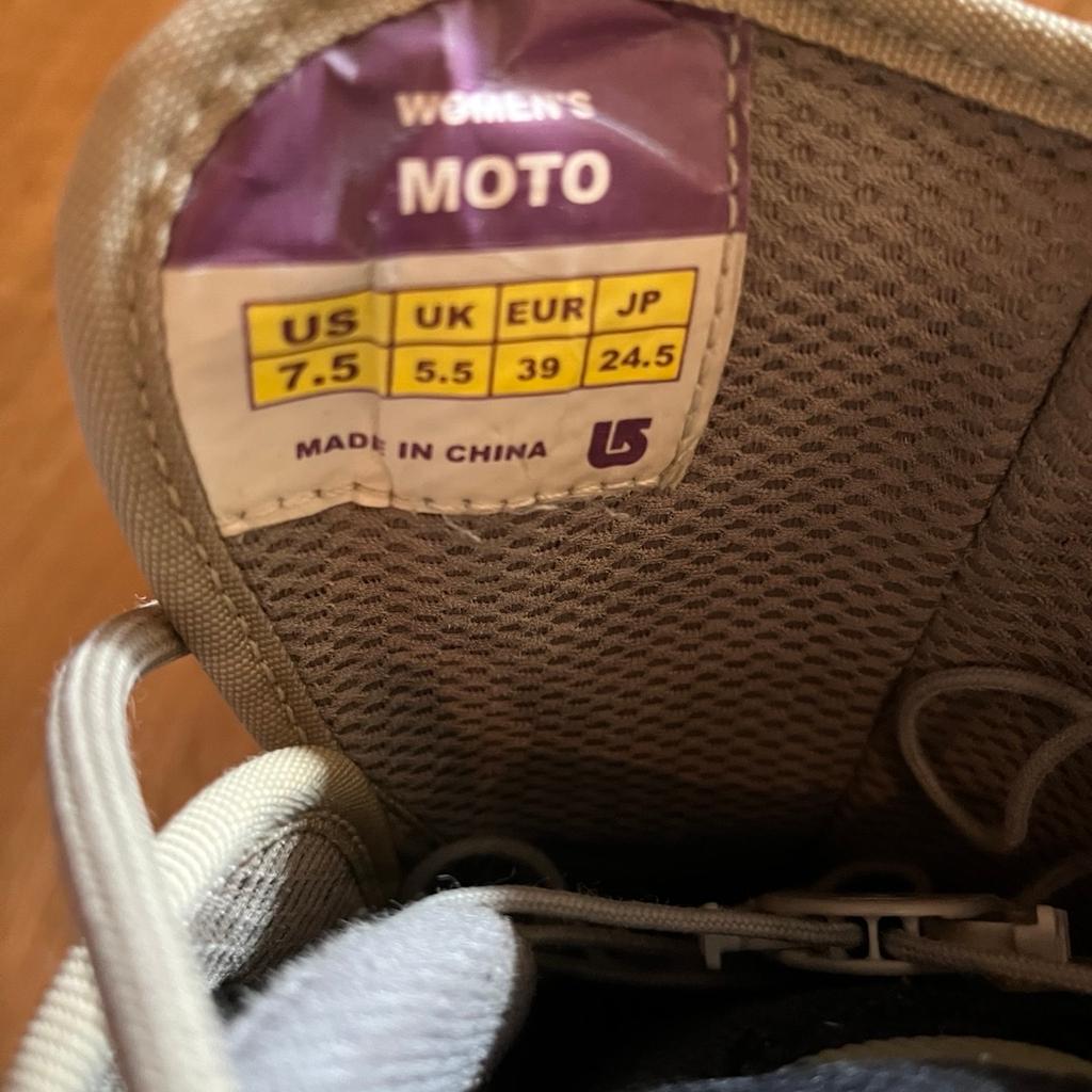 Verkaufe gebrauchte Snowboard Schuhe von Burton Moto - für Damen Gr 39