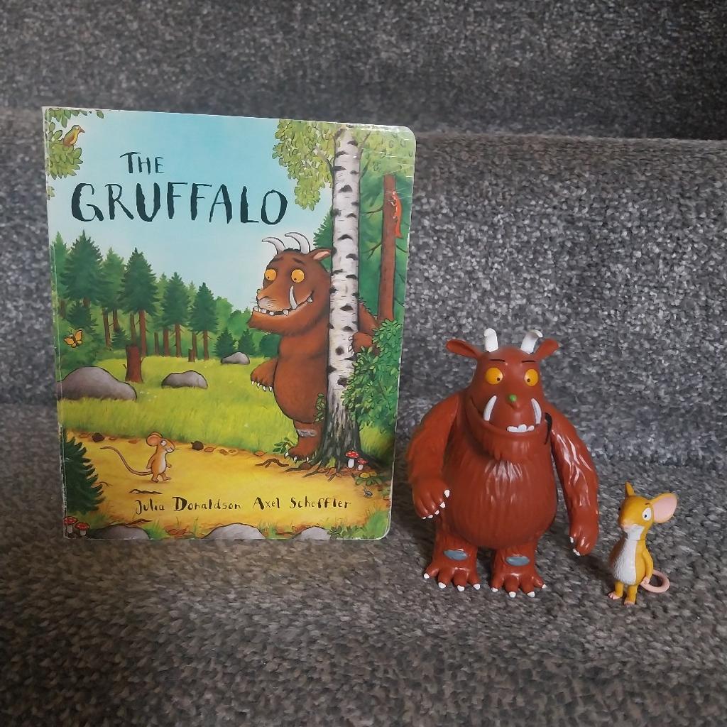Gruffalo Book and Figures in WV11 Wolverhampton for £2.00 for sale | Shpock