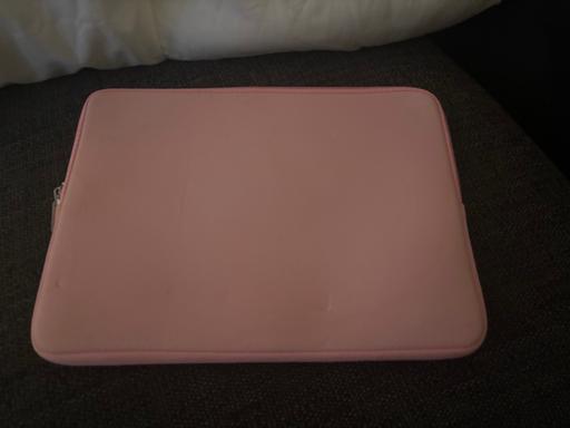 Buy & Sell Kent Thanet - Photos for Pink laptop case