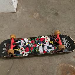 Sehr schönes Skateboard mit leichtem Abnutzung Spuren
