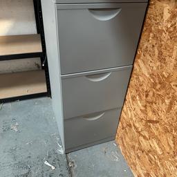 Metal filling cabinet