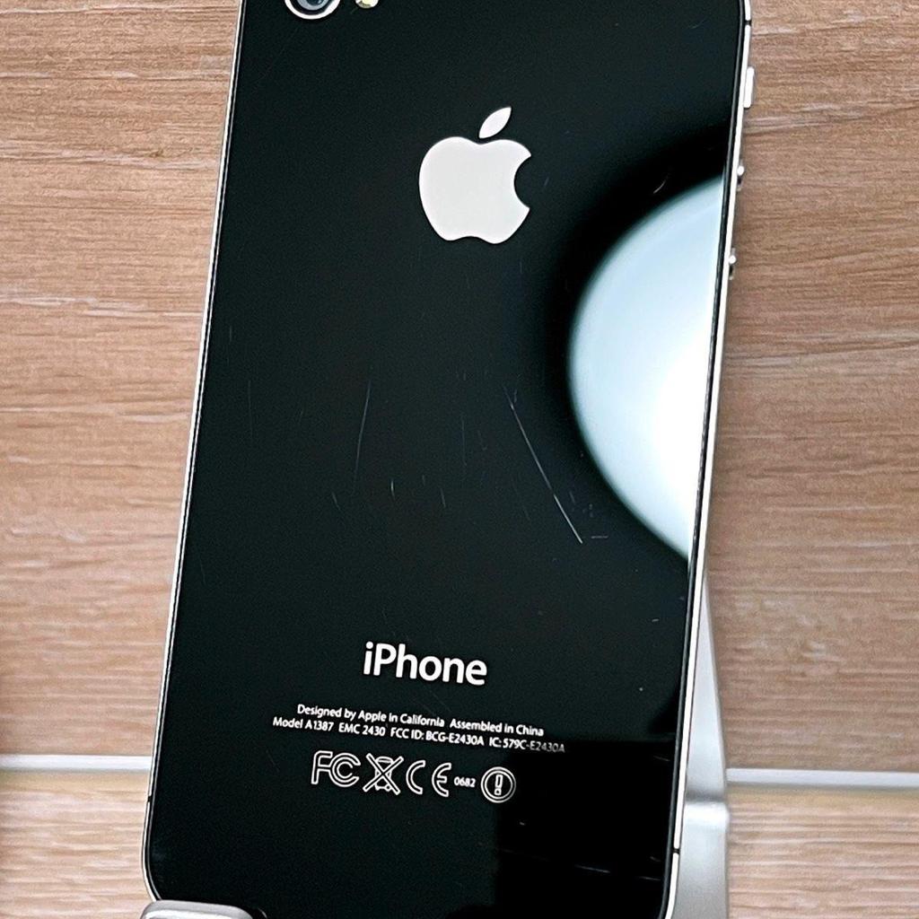 Hallo!
Ich verkaufe hier mein Apple iPhone 4s mit 8GB Speicher in der Farbe Schwarz.
Das iPhone befindet sich in einem optisch gutem Zustand (Gebrauchsspuren leichte Katzer auf der Vorder u. Rückseite sind vorhanden).
Technisch voll funtionsfähig.
Aktuelle iOS 9.3.6 ist schon vorinstalliert.
Das iPhone ist Simlock u. iCloud frei, wurde von der iCloud abgemeldet u. auf Werkseinstellungen zurückgesetzt.
Verkauft wird nur das iPhone, OVP und Zubehör ist NICHT vorhanden.
Ich gebe noch eine neue Nixon Hardcase Schutzhülle (OVP verpackt) im Wert von 12€ gratis dazu.

Bei Fragen oder Interesse können Sie mich gerne anschreiben.

- Bezahlung: Paypal oder Überweisung
- Versand möglich (Käufer zahlt die Versandkosten)

Versand per DHL Paket für 6,99€ (versichert und mit Sendungsnummer).

Bei Interesse für weitere interessante Angebote schauen Sie auch bitte mal in meine anderen Artikel.

Da Privatverkauf keinerlei Garantie oder Rücknahme.