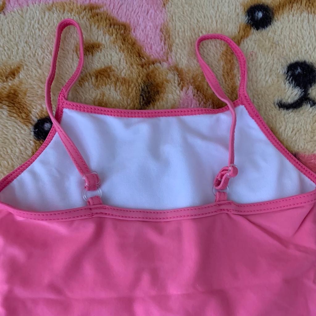 Girls swimsuit, size: 6years