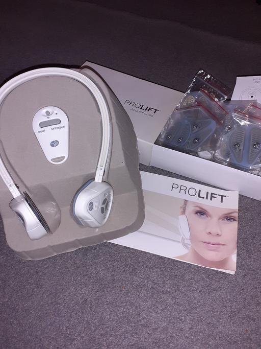 Buy & Sell North West London Brondesbury - North West London - Photos for Professional facelift & toner headset 